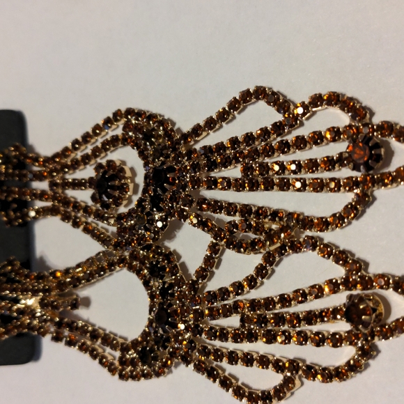 Sparkly  Rhinestone Earrings - Picture 5 of 5